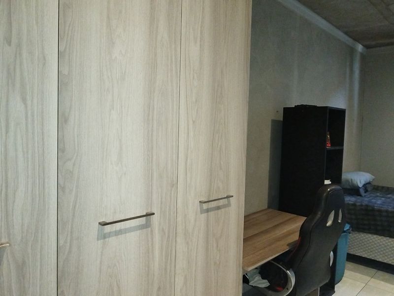 Stunning 1 Bedroom Apartment for sale  - Photo 5