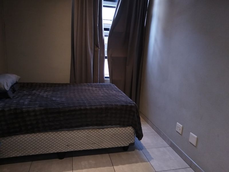 Stunning 1 Bedroom Apartment for sale  - Photo 4