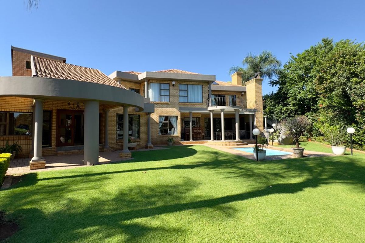 4-Bedroom 3-Bathroom Eldo Glen Estate!! - Photo 2