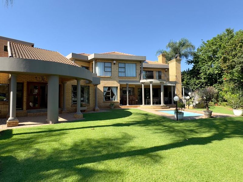 4-Bedroom 3-Bathroom Eldo Glen Estate!! - Photo 2