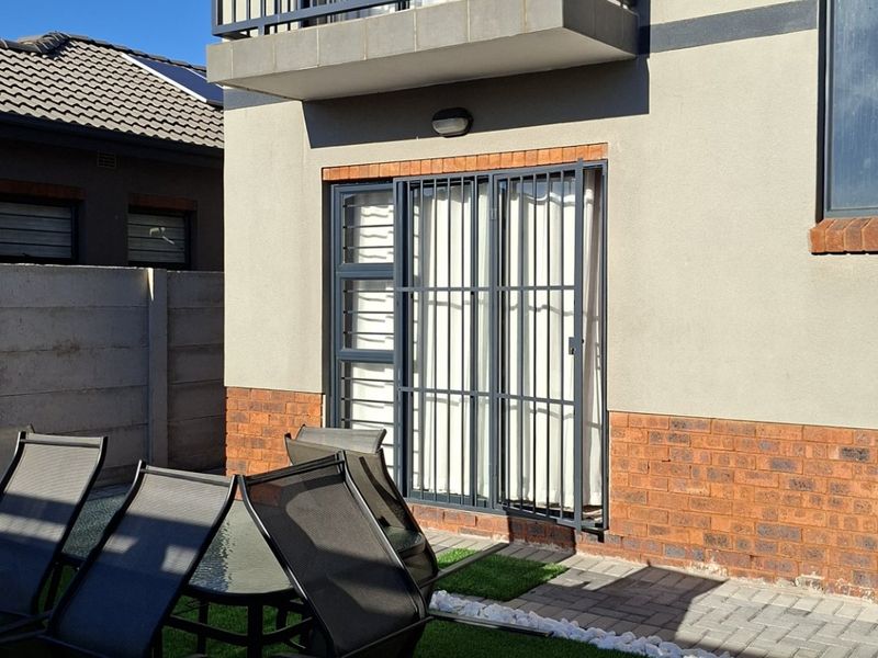 Three bedroom house for sale in Protea west - Photo 9
