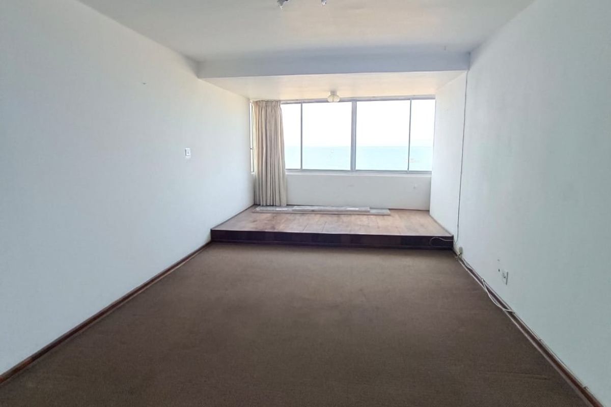 "Introducing a hot listing in the vibrant Point Waterfront  - Photo 5