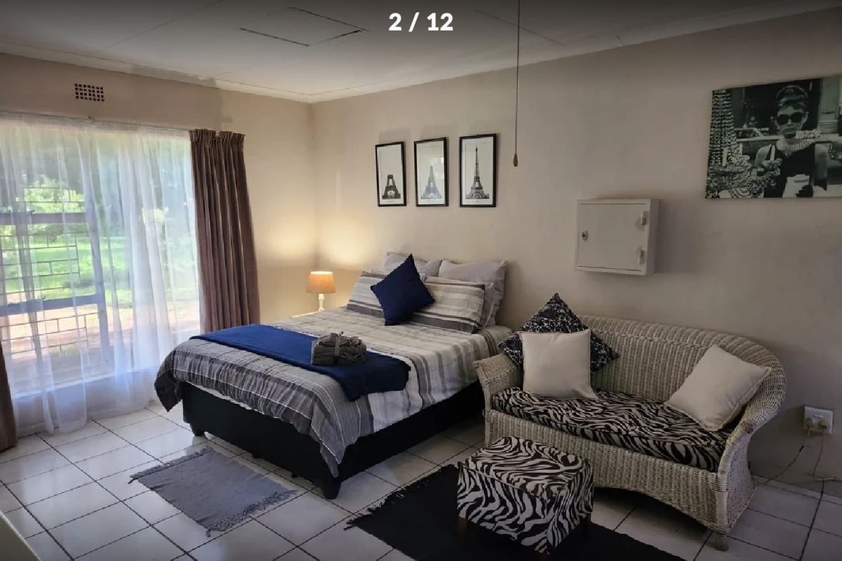 1 BEDROOM FREE STANDING GARDEN COTTAGE-FULLY FURNISHED NO PETS AND KIDS ALLOWED  - Photo 4