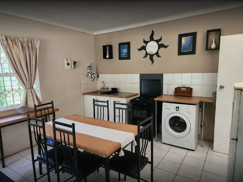 1 BEDROOM FREE STANDING GARDEN COTTAGE-FULLY FURNISHED NO PETS AND KIDS ALLOWED  - Photo 7