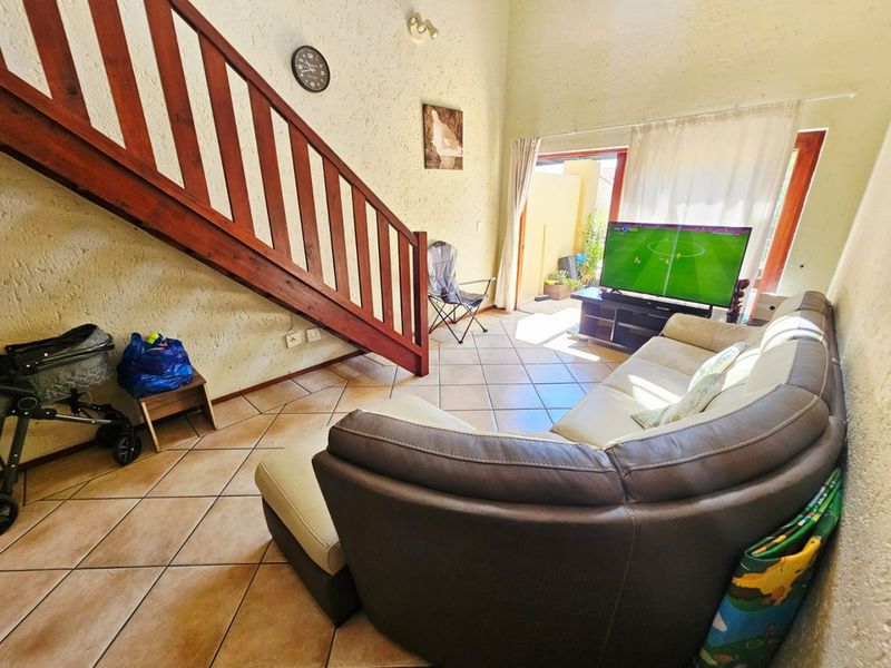 A Lovely 2 bedroom 1 bathroom for rent in Sunninghill - Photo 4