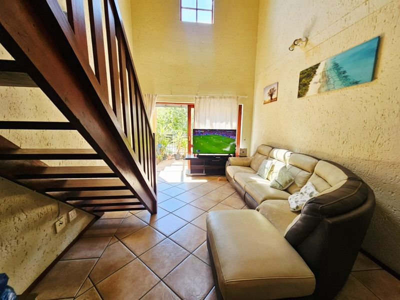 A Lovely 2 bedroom 1 bathroom for rent in Sunninghill - Photo 3