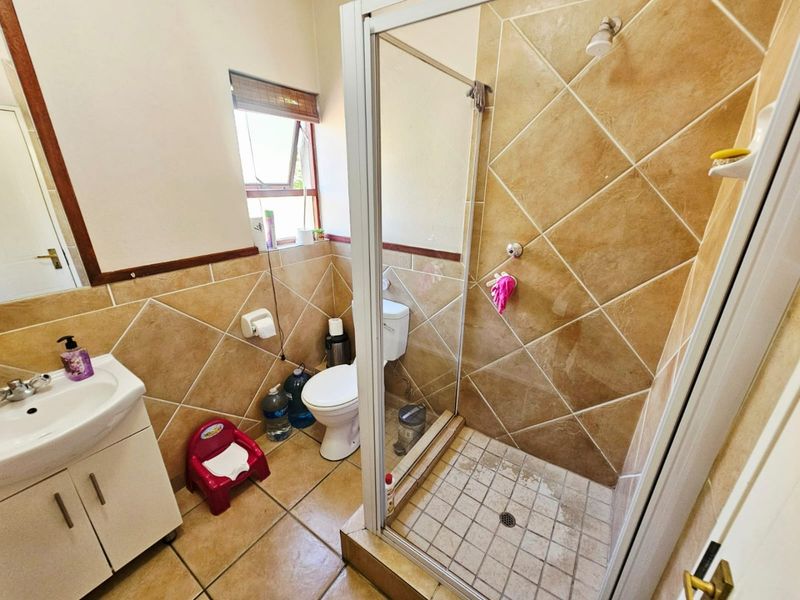 A Lovely 2 bedroom 1 bathroom for rent in Sunninghill - Photo 10