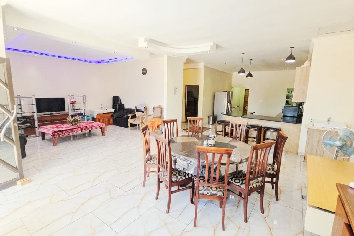 A Lovely and Modern 3 bed 3 bath house for rent in Raslouw - Photo 2