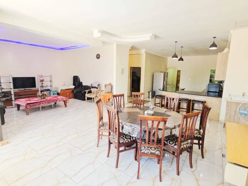 A Lovely and Modern 3 bed 3 bath house for rent in Raslouw - Photo 2