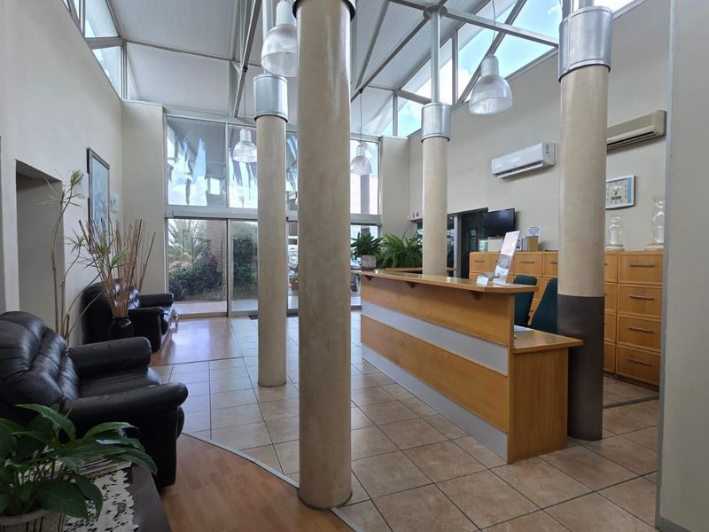 Turnkey Commercial Opportunity – Fully Furnished & Ready to Trade - Photo 7