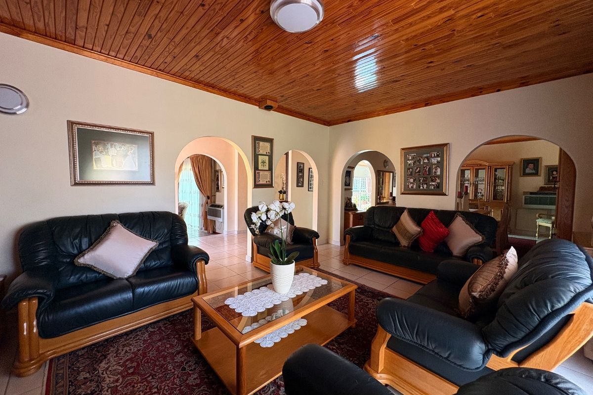 Big, Beautiful Family Home with Space to Live, Grow & Play - Photo 3