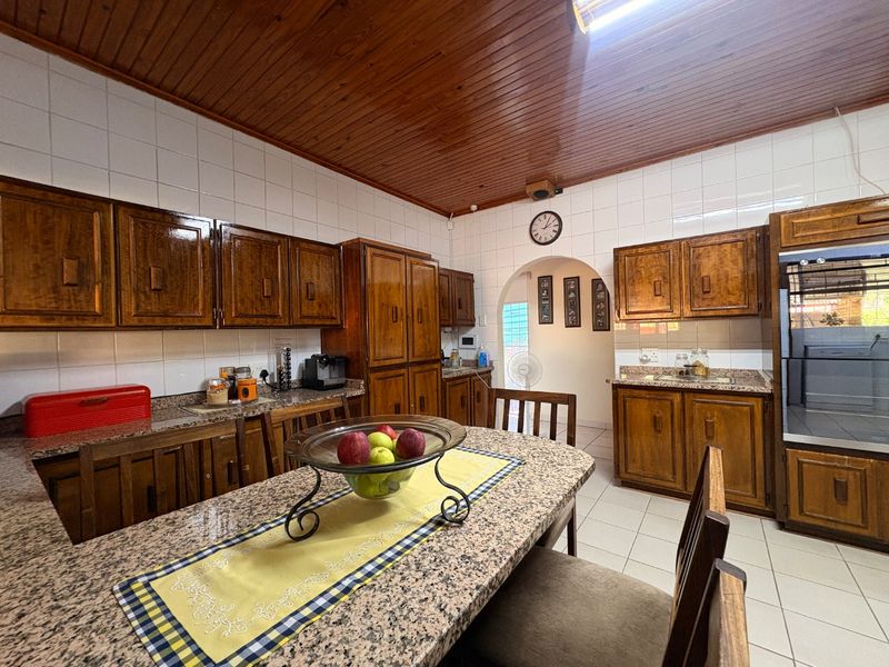 Big, Beautiful Family Home with Space to Live, Grow & Play - Photo 10