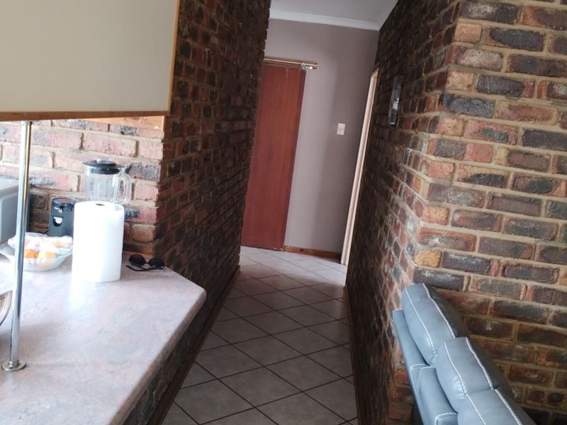 Spacious Family Home with Rental Income Potential in La Hoff - Photo 6