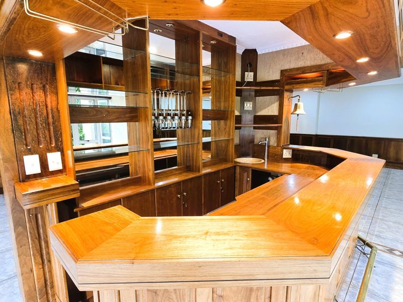 Spacious and Stylish 3-Bedroom Double Storey House with stunning garden and sparkling swimming pool For Sale in Brummeria, Pretoria East, Gauteng - Photo 5