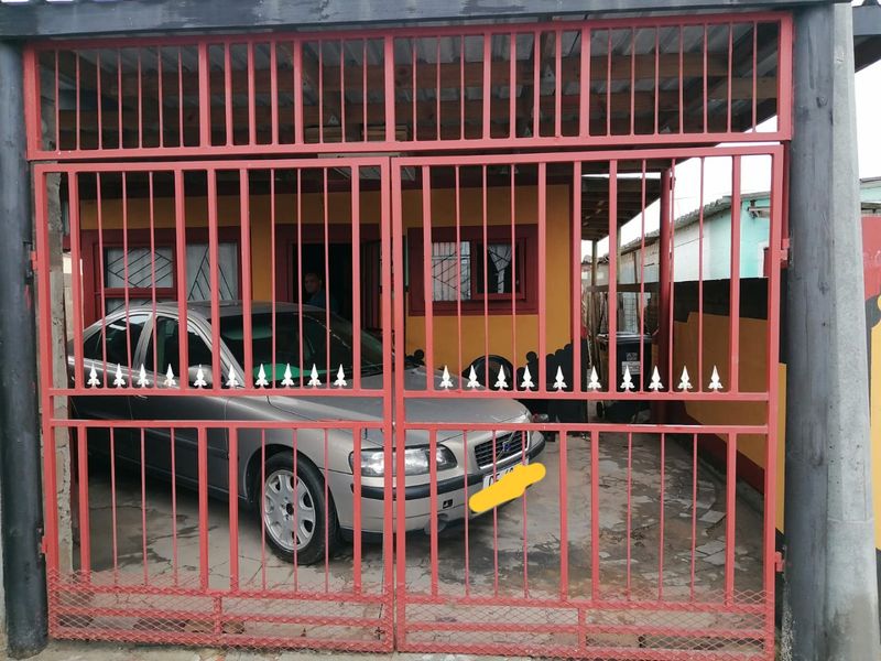 URGENT SALE – PRICED TO GO!  - Photo 2