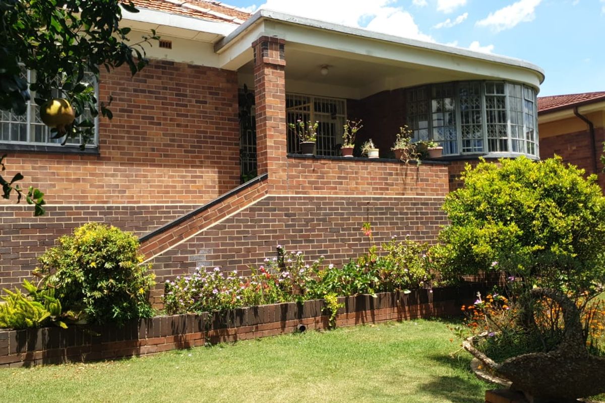 Charming Face-Brick Home with Income Potential – Kensington - Photo 2