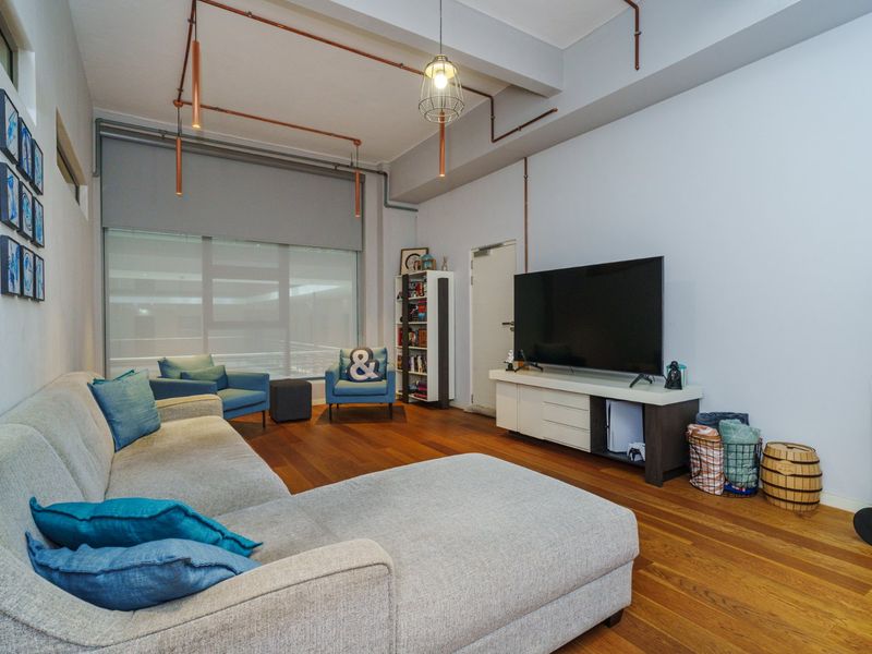 2-bed | 2-bath | 131 m2 | Pool + Security + Parking - Photo 6