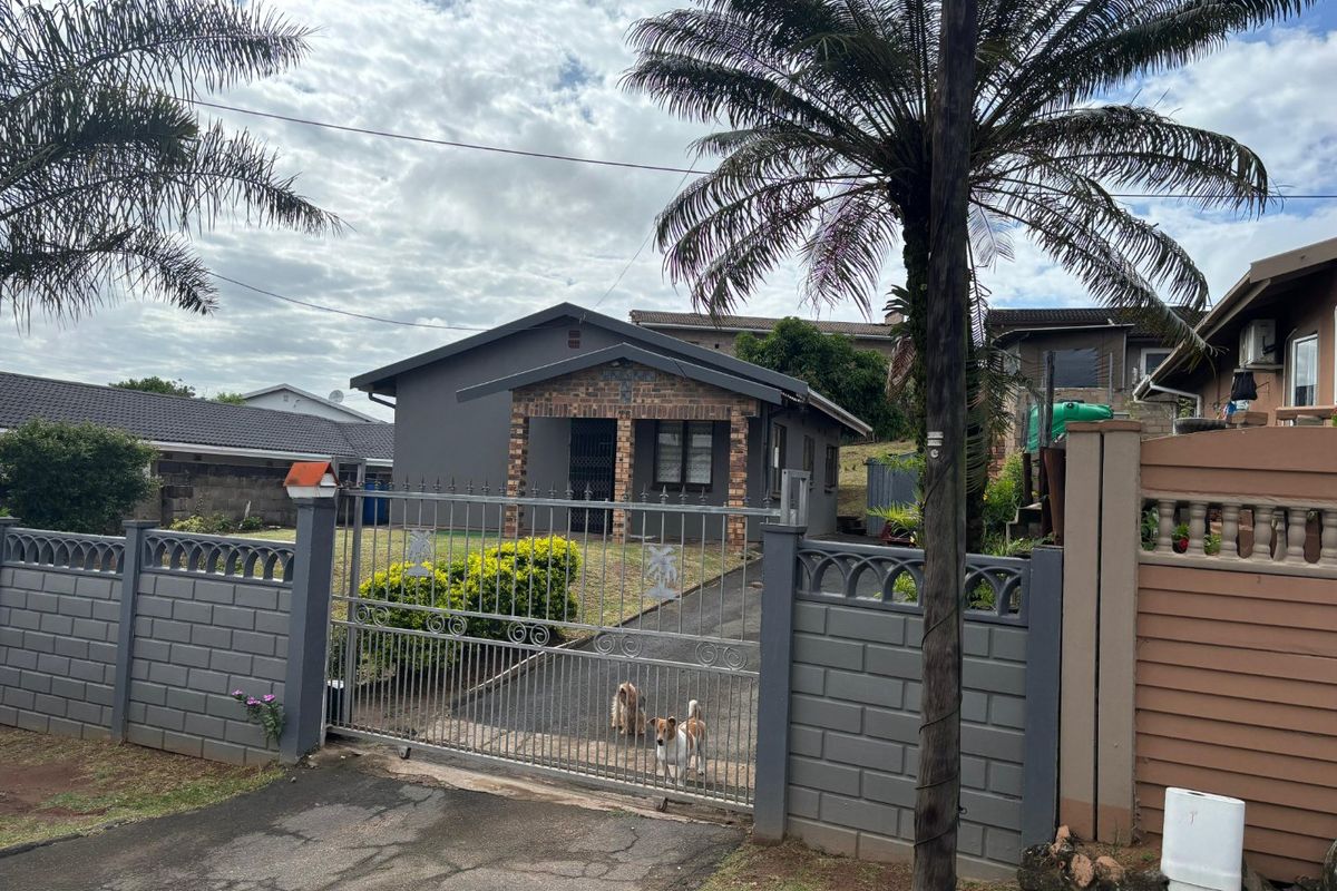 Perfect 3-Bed Family Haven in Chiltern Heights, Shallcross with Future Expansion Potential - Photo 2