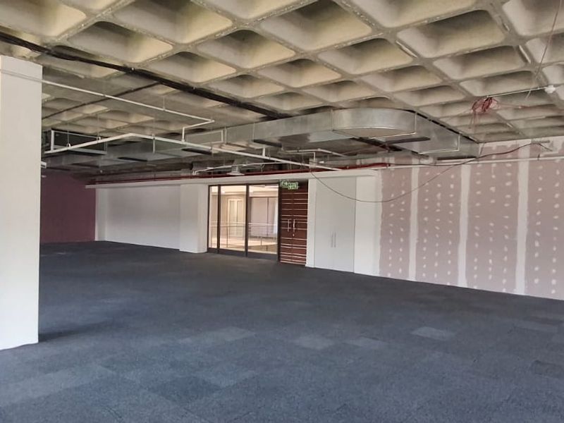 **Premium Secure Offices with Backup Power / Water in Irene | Direct Landlord Opportunity** - Photo 10