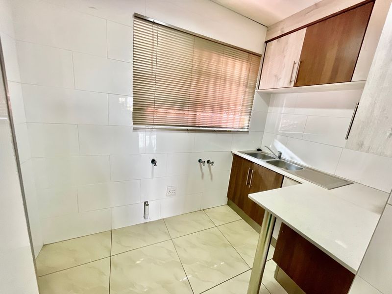 Oh What A Beauty Though - Photo 6