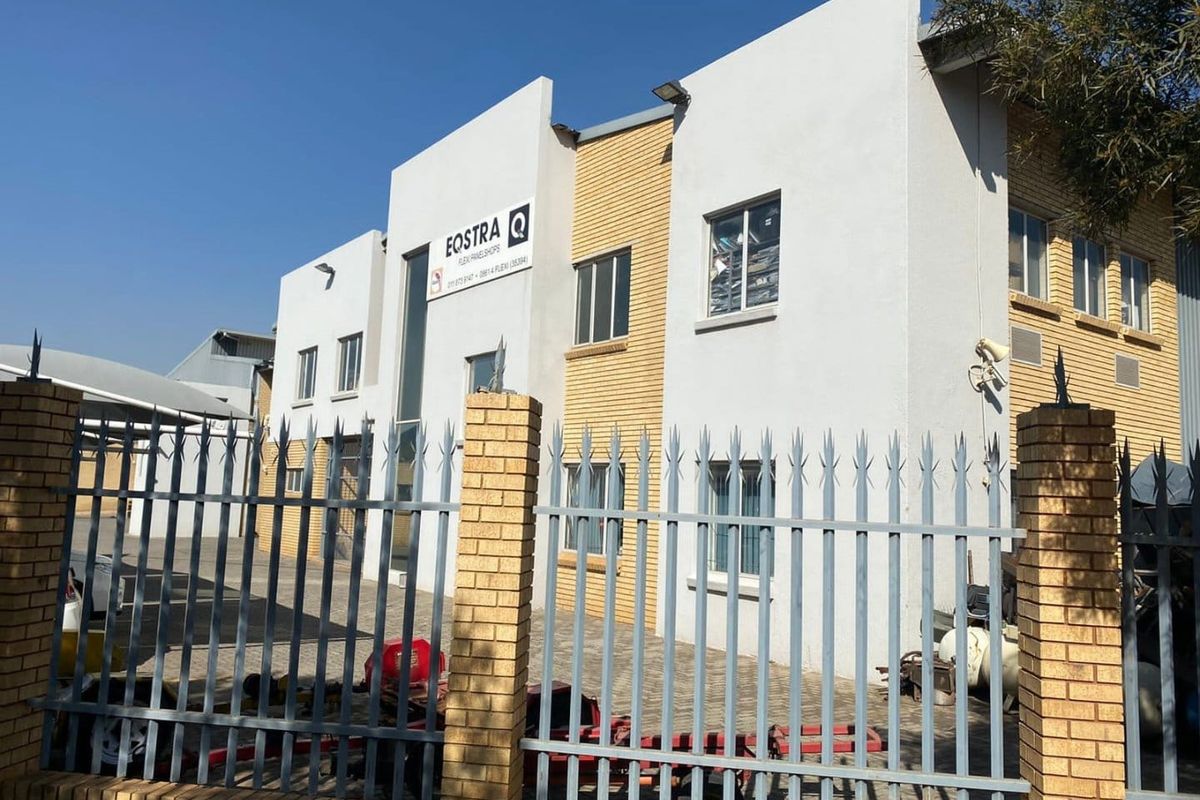 Secured Industrial Park to rent in Germiston.  - Photo 3