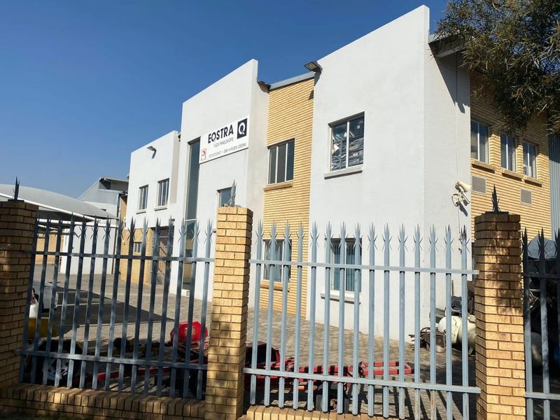 Secured Industrial Park to rent in Germiston.  - Photo 3
