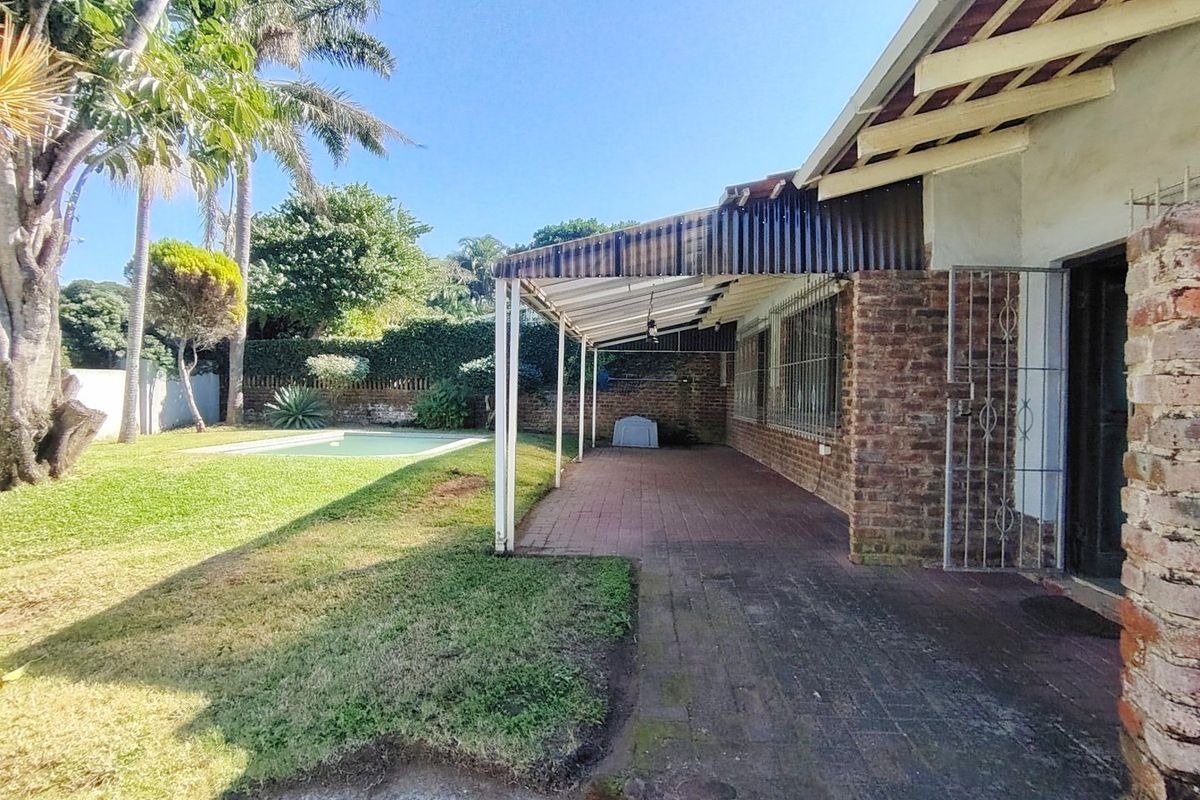 Stand alone Townhouse with NO levies - Photo 5