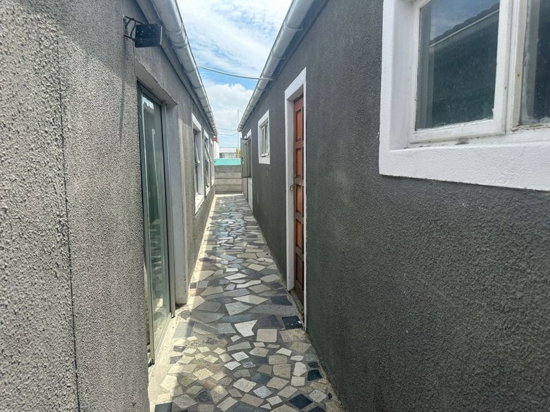 4 Bedroom home for sale in Electric city - Photo 4