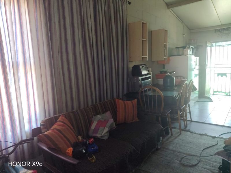 2 Bed House in Greenville Garden City, Fisantekraal for Sale - Photo 7