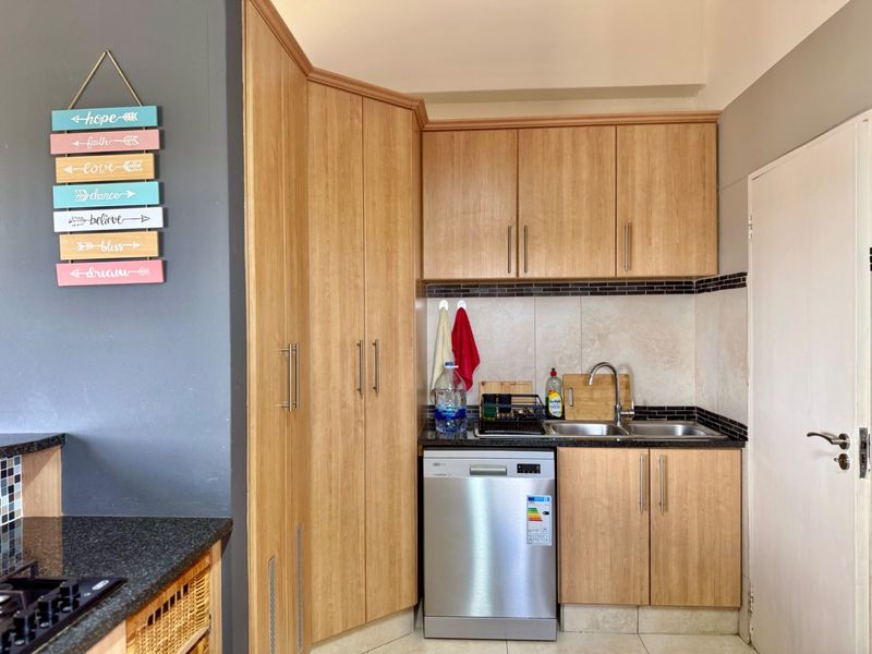 Absolute modern gem - Photo 9