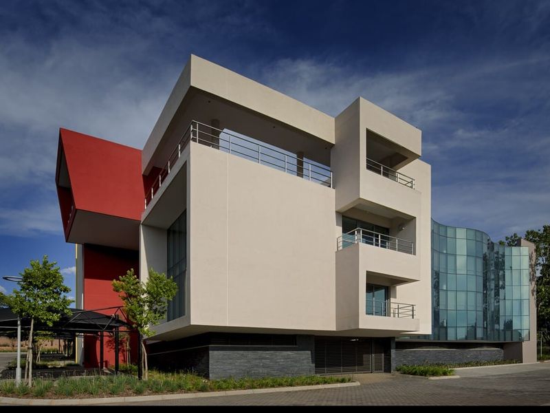 A- Grade Office Space to rent in Waverly Office Park, Johannesburg  - Photo 2