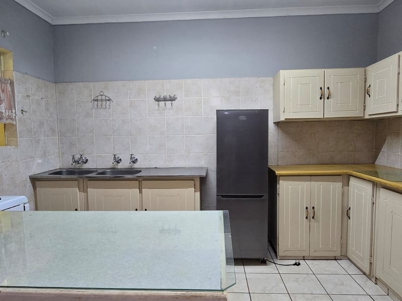 A retirement village where your pension supports a relaxed, stylish way of life. - Photo 3