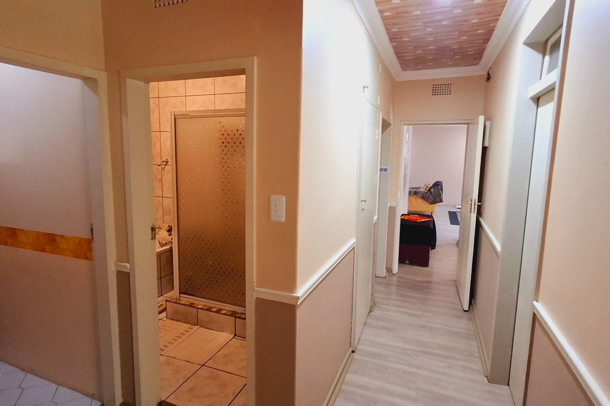 Family Home Near High School, Primary School & Shopping Mall – Sasolburg - Photo 4