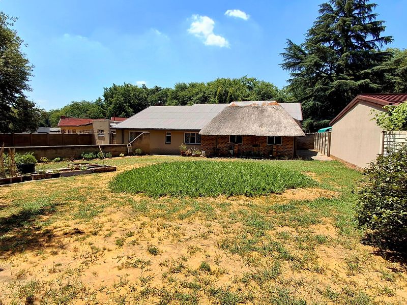 Family Home Near High School, Primary School & Shopping Mall – Sasolburg - Photo 3