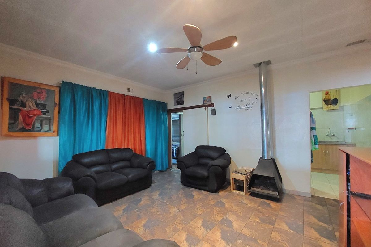 House with Flatlet for Sale  Brits Central - Photo 5