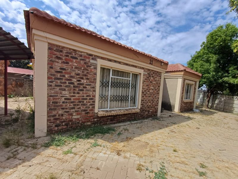 2 Bedroom house for sale in Randlespark  - Photo 3
