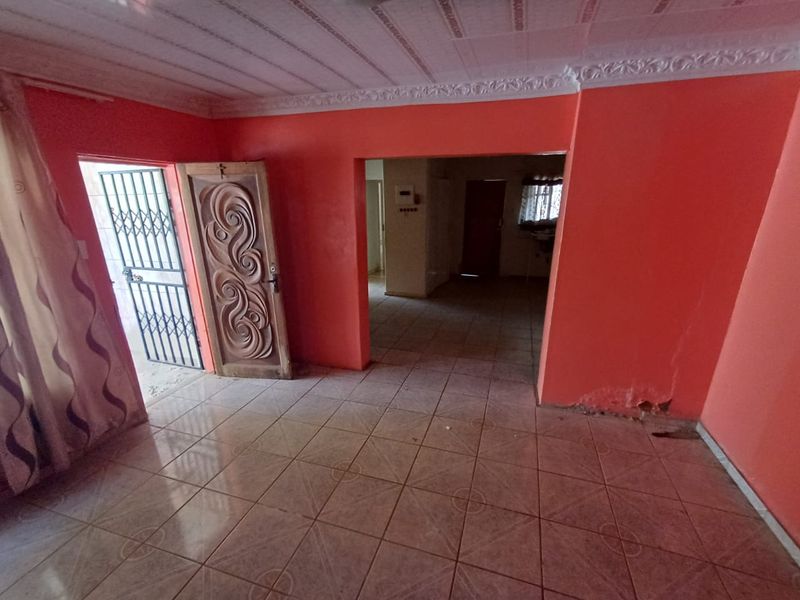 2 Bedroom house for sale in Randlespark  - Photo 8