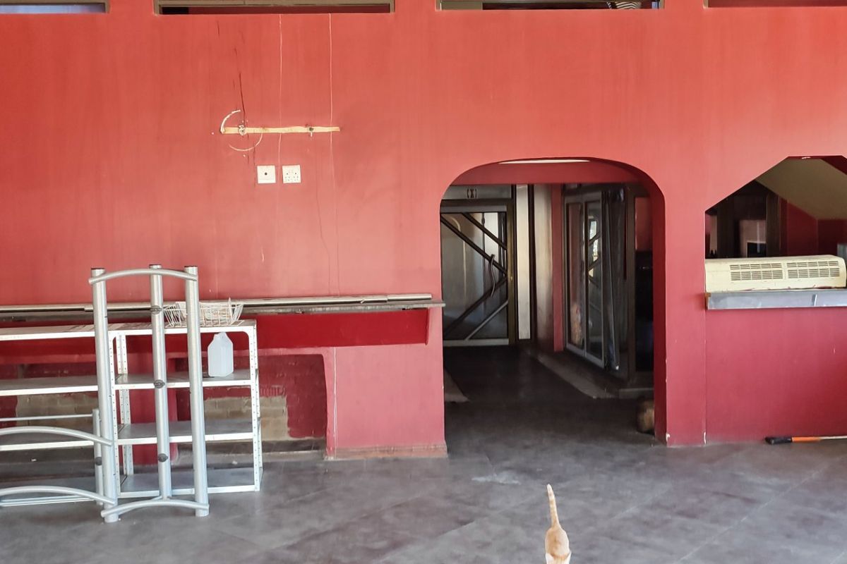 Calling all business owners and investors for this ideally situated property. - Photo 3