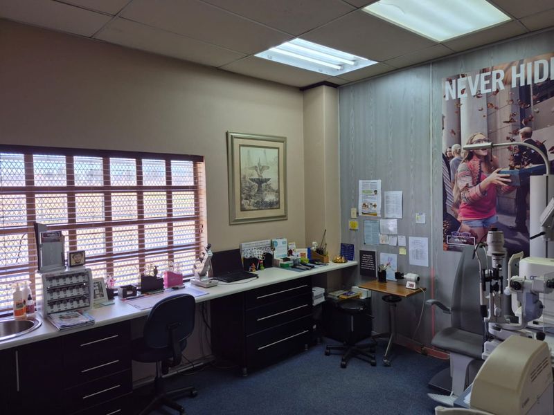 Prime Business Premises for sale - Photo 9