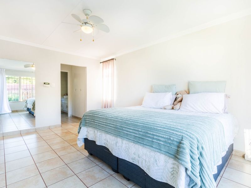 LOCATION...LOCATION... - Photo 4