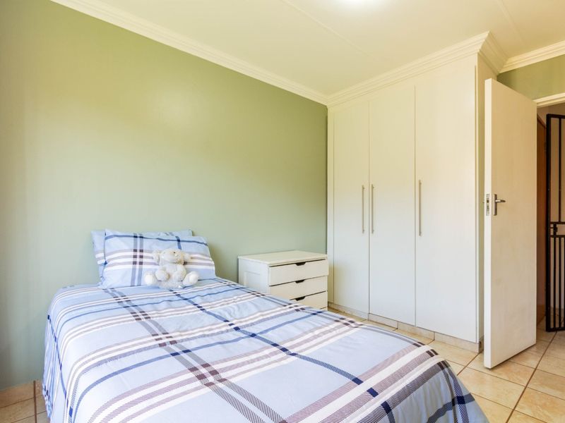 LOCATION...LOCATION... - Photo 8