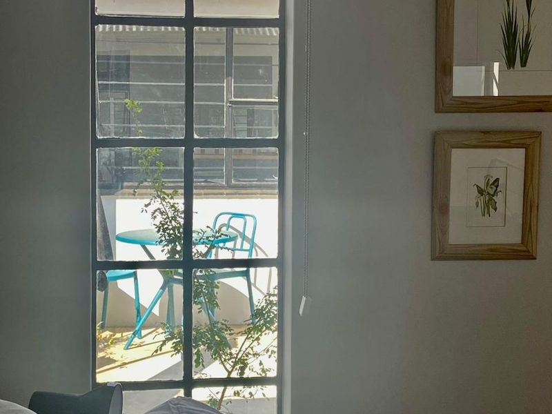 FURNISHED WELL-EQUIPED GROUND FLOOR UNIT FOR PROFESSIONAL/ACADEMIC - Photo 8