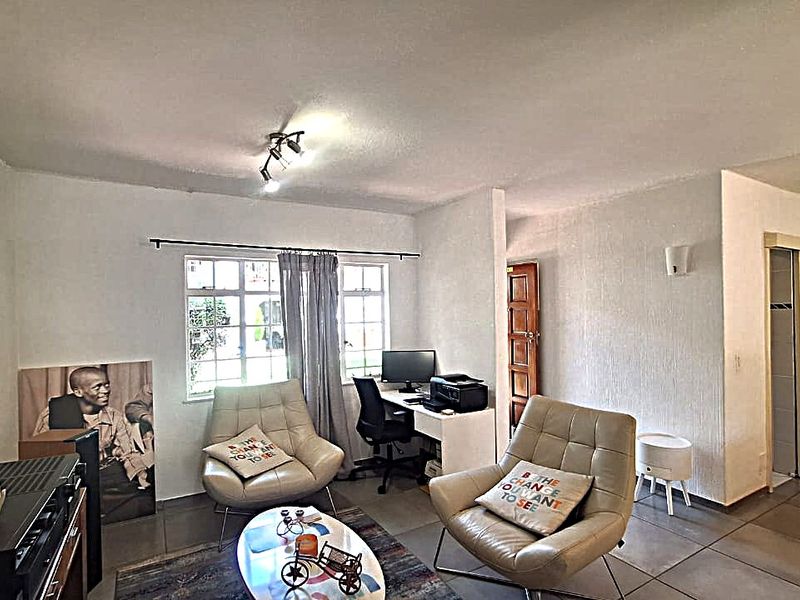 2 Bed 2 Bath For Sale at DEL PRADO  - Photo 10