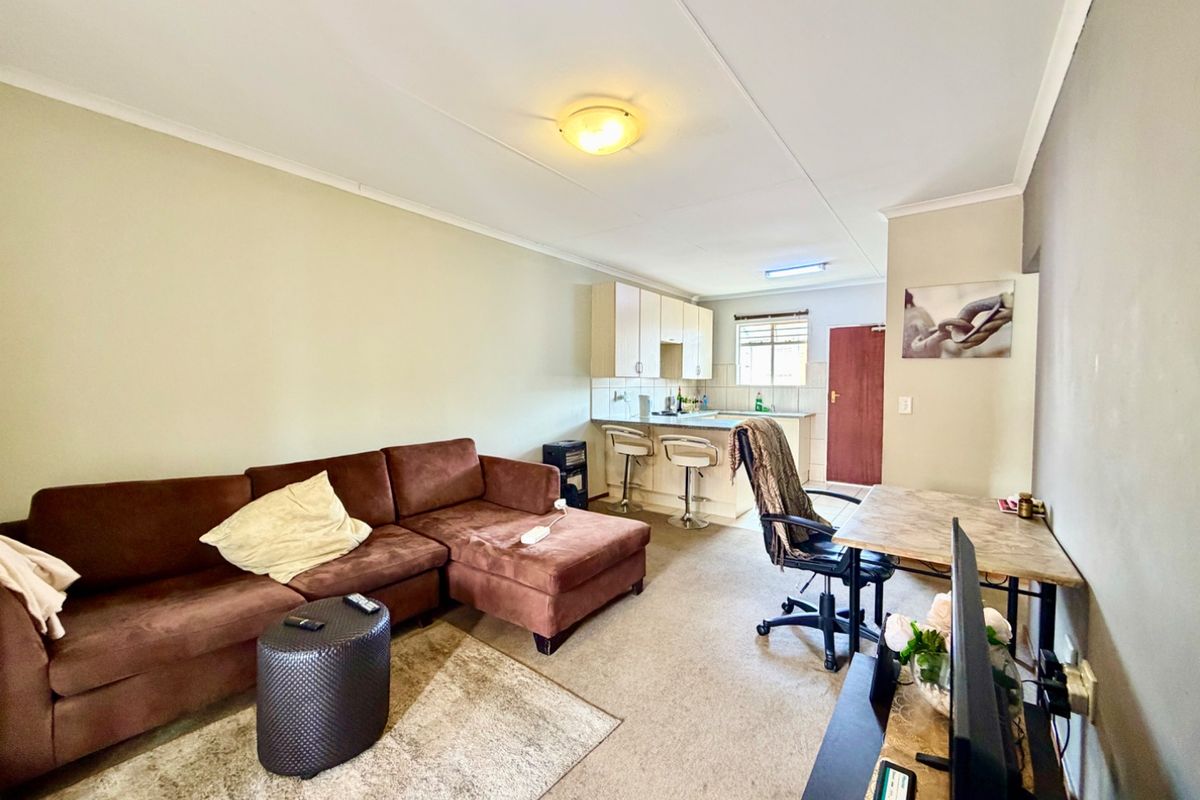 2 Bed Town house in Terenure for Sale - Photo 5