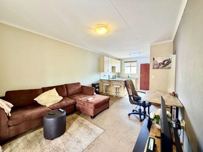 2 Bed Town house in Terenure for Sale - Photo 5