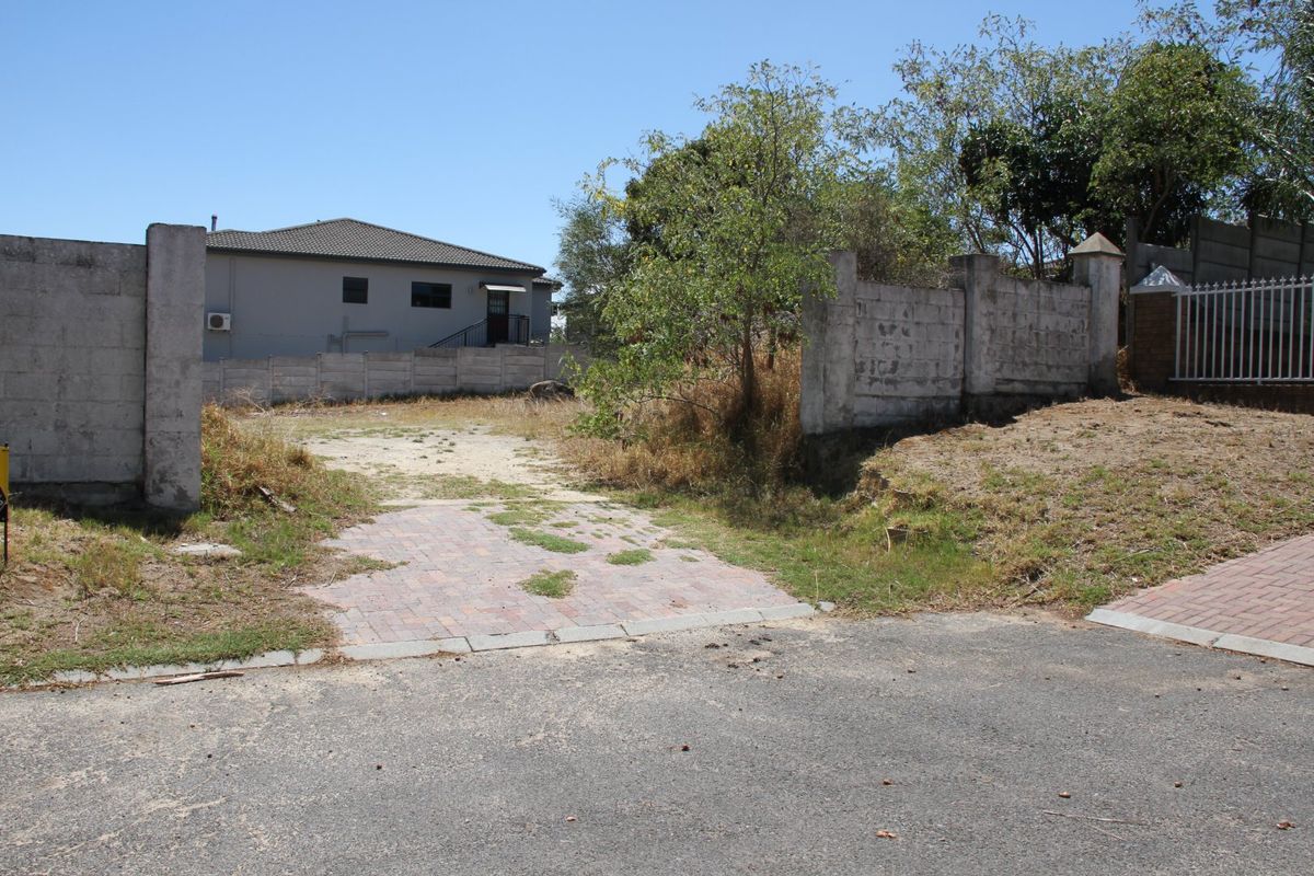 Vacant plot - Photo 3