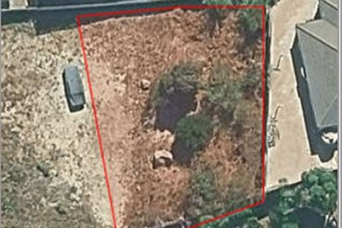 Vacant plot - Photo 2