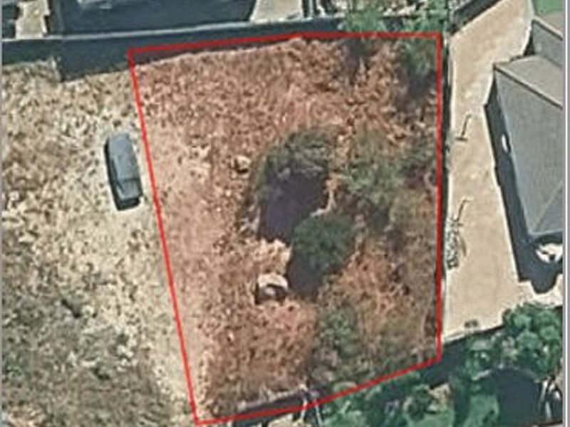 Vacant plot - Photo 2