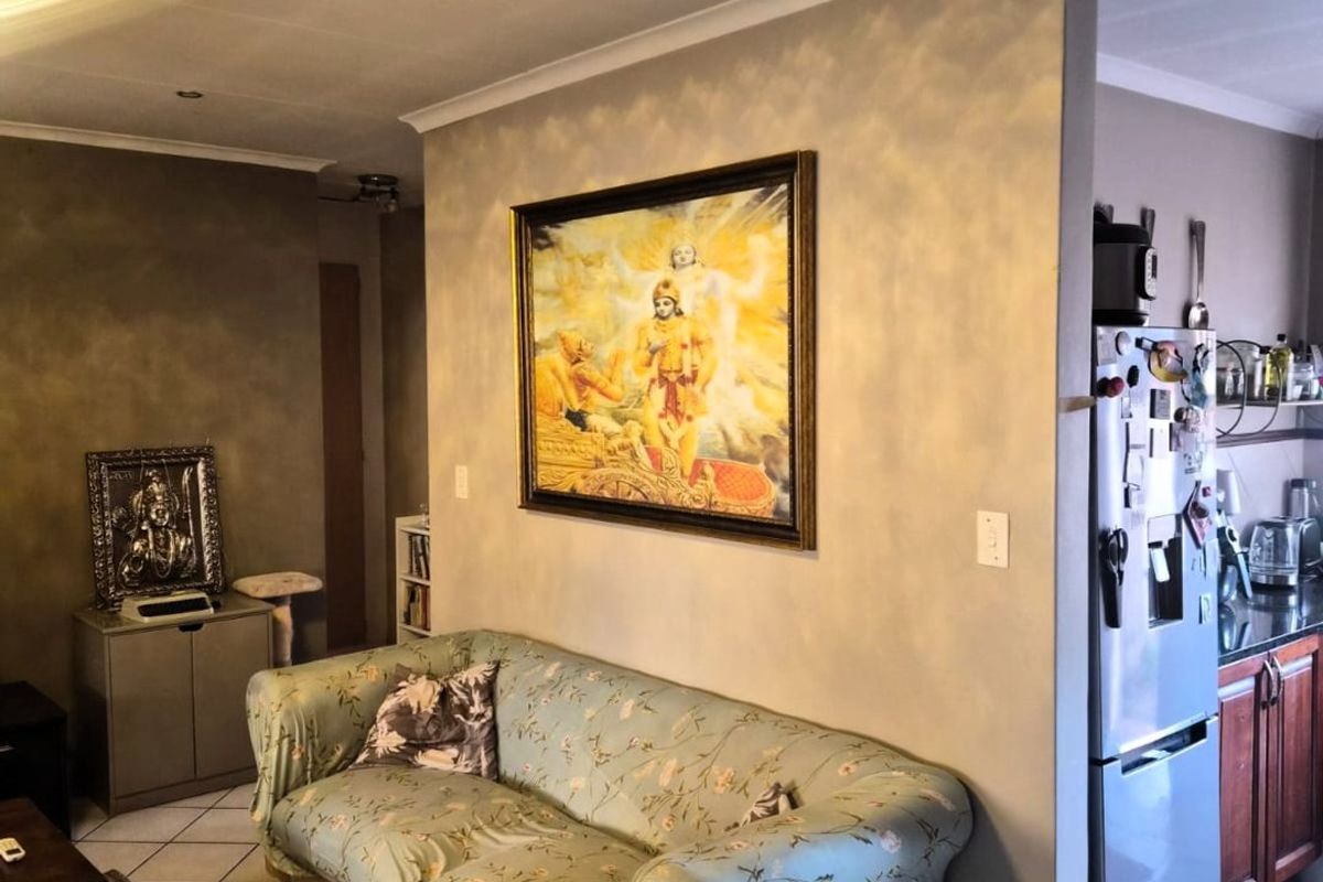 2 Bed 2 Bath townhouse for sale in Eco Park Estate - Photo 5