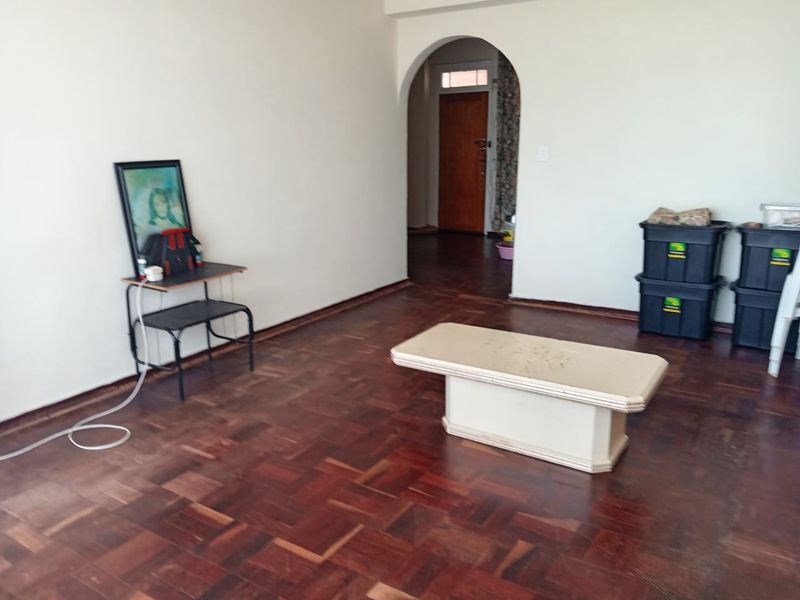 2 bed 1 bath apartment property for sale in Berea - Photo 4